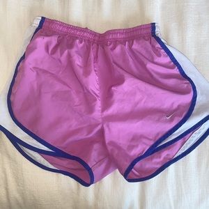 XS Nike women’s shorts